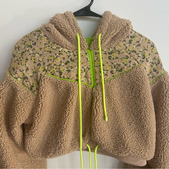 For Love And Lemons Tan and Green Teddy Jacket - Picture 4 of 5